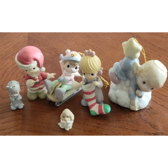Vintage Precious Moments Holiday Christmas Hanging Figurines Ornaments Lot of 6 - Picture 1 of 16